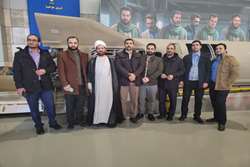 بازدید از نمایشگاه دستاوردهای هوا فضای سپاه پاسداران انقلاب اسلامی
